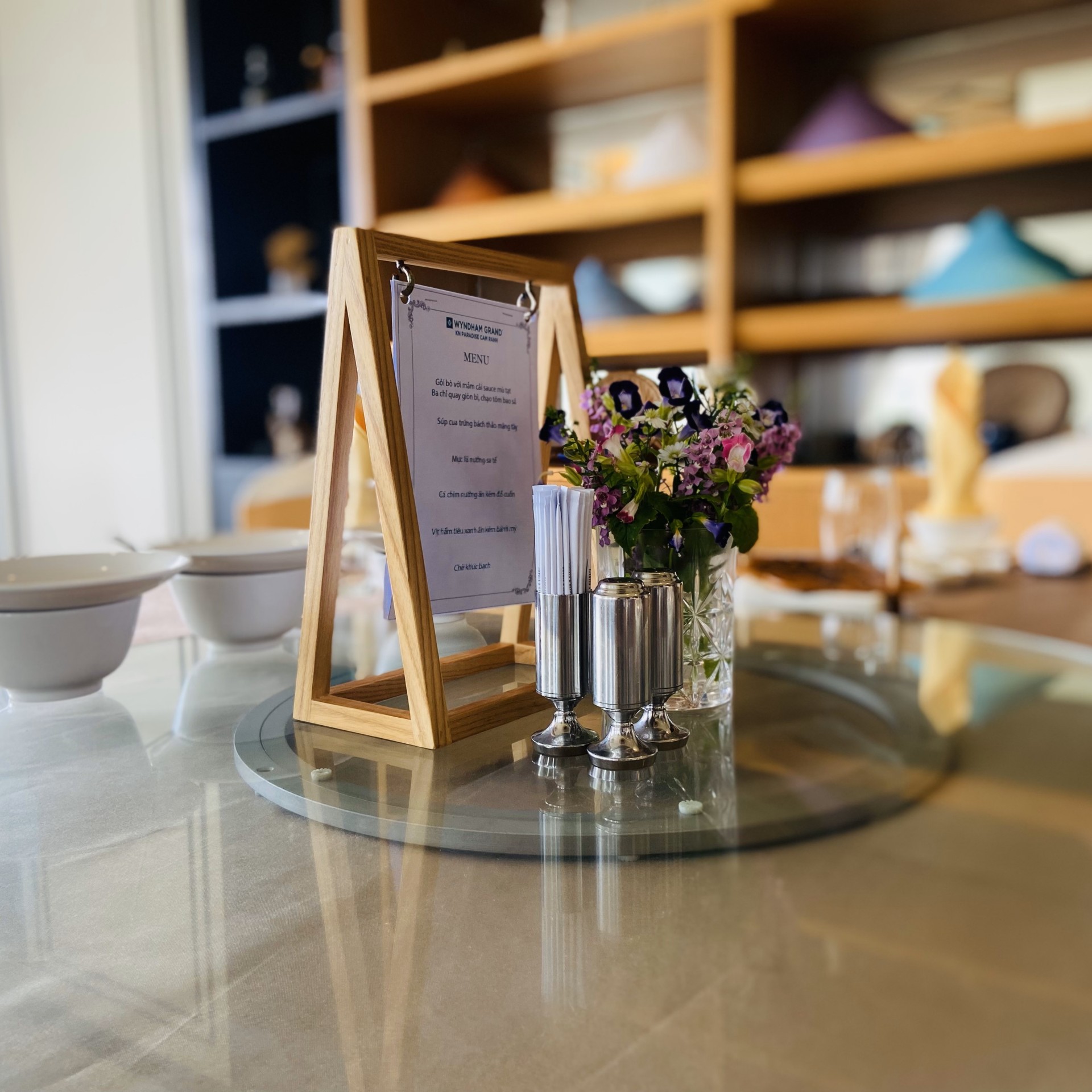 Khám Phá Tinh Hoa Ẩm Thực tại CaraBeach Retreat với 3 nhà hàng tuyệt hảo: Distinction, Xua và Mojave