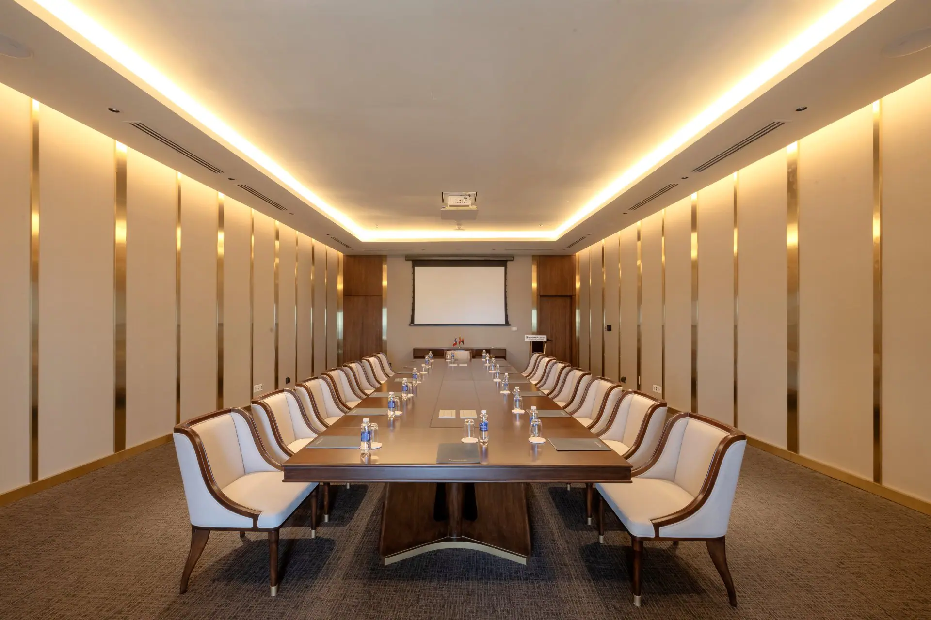 Meeting Room Wyndham Grand Cam Ranh
